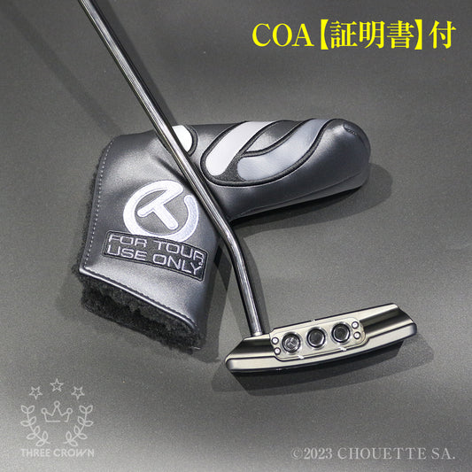 Tour Mallet 2 in Tour Black with a topline & 20g circle T sole weights.